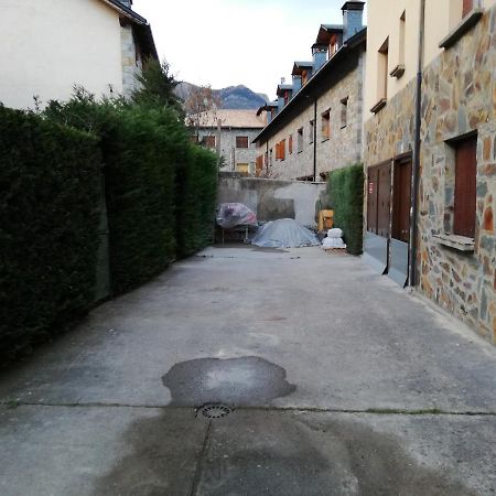Pequeno Adosado De Montana Con Terraza Villa Villanova Bagian luar foto